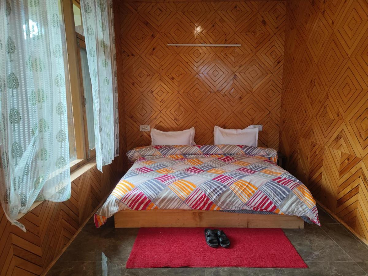 Freebird Nest 2 Stays & Cafe Jibhi ภายนอก รูปภาพ