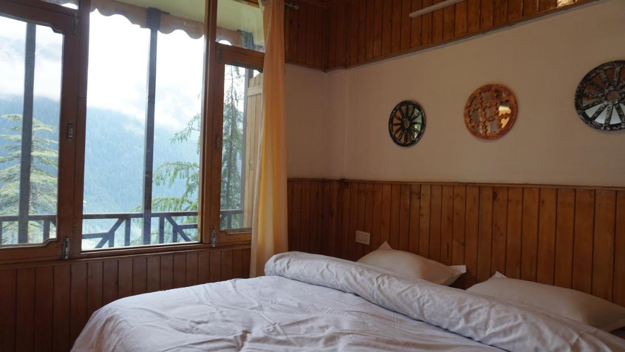 Freebird Nest 2 Stays & Cafe Jibhi ภายนอก รูปภาพ